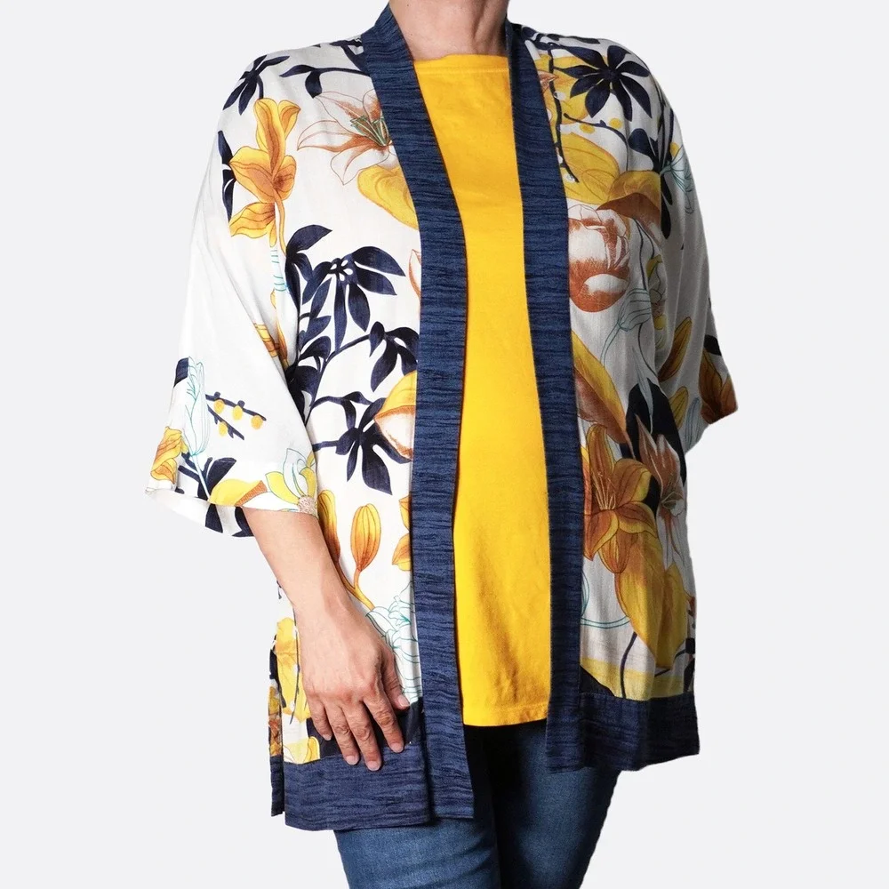 Chico's 100% Rayon Kimono Cardigan L XL 1X 12 14 Mustard Indigo Floral Boho Plus